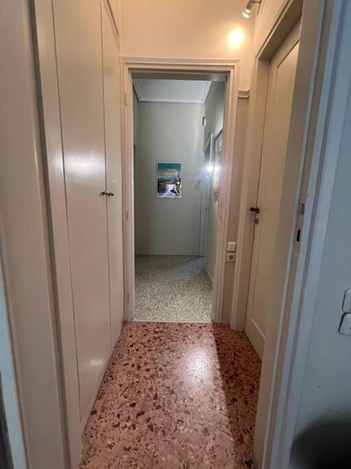 Apartment Plaka Nicks Retro Flat Athens